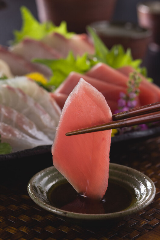 SUSHI: Ifølge Matvaretabellen.no får du i deg 24 gram protein per hundre gram sashimi av tunfisk. Foto: Scanpix SUSHI: Ifølge Matvaretabellen.no får du i deg 24 gram protein per hundre gram sashimi av tunfisk. Foto: Scanpix