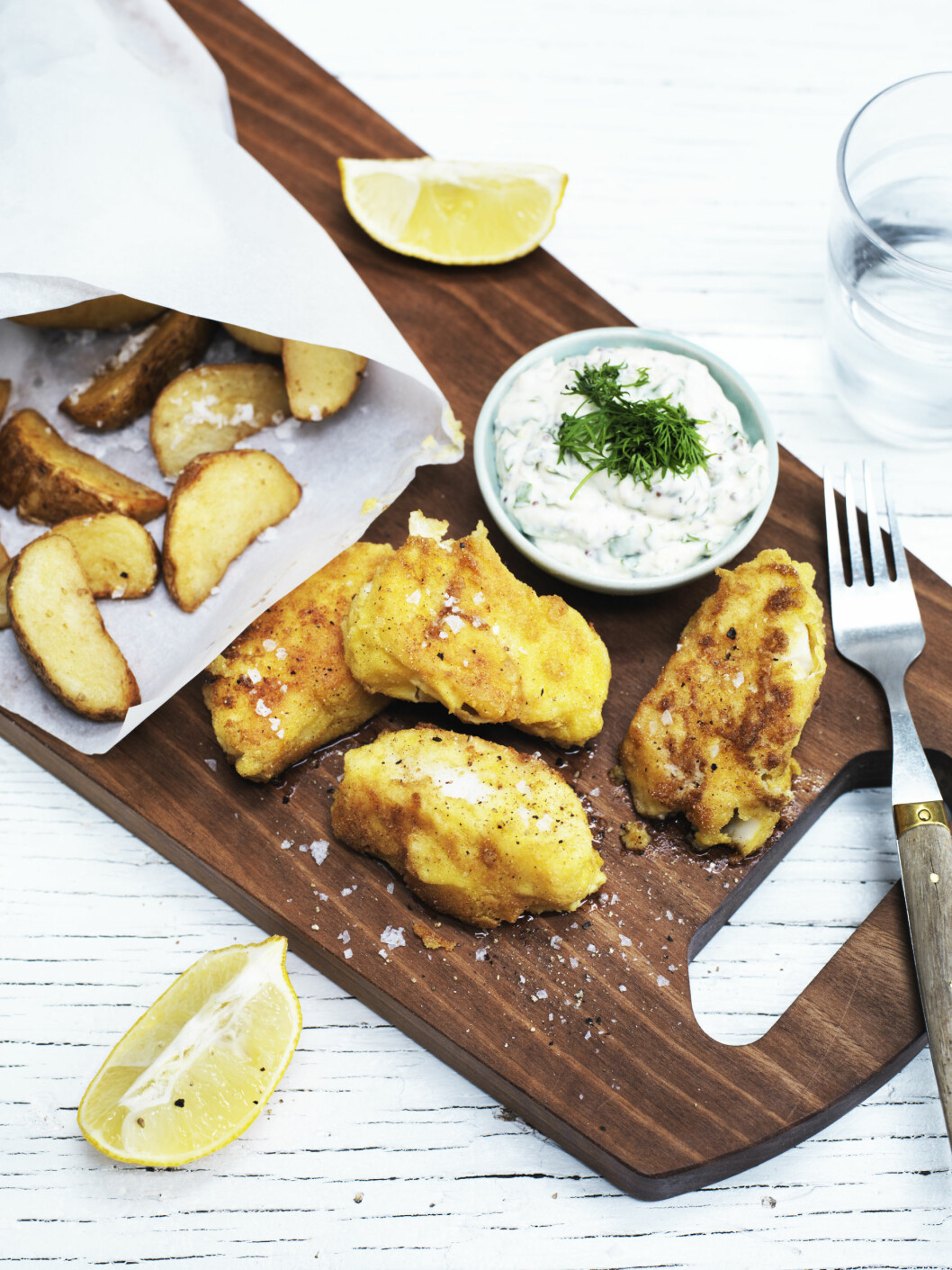 TIPS: Ovnsstek potetene i stedet for å fritere dem om du vil ha det mindre fett. Foto: Columbus Leth TIPS: Ovnsstek potetene i stedet for å fritere dem om du vil ha det mindre fett. Foto: Columbus Leth