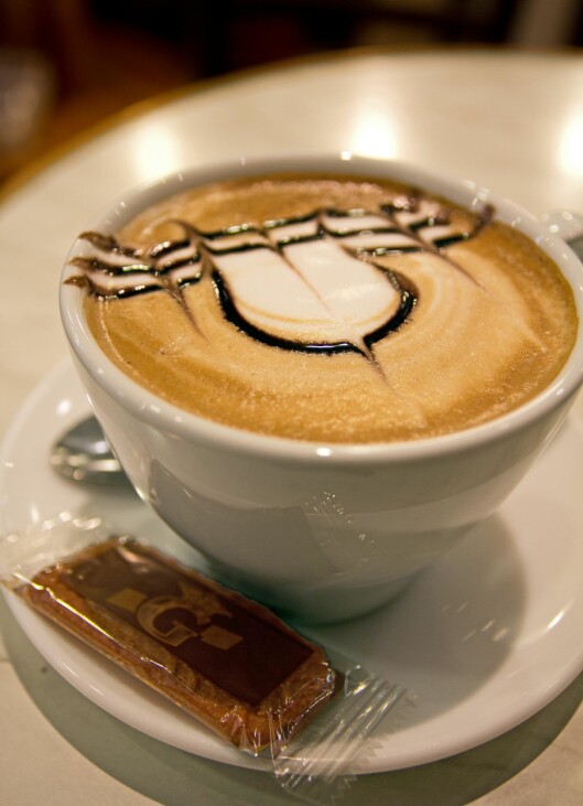 Hører med: Un café, s‘il vous plaït: Kaffe på fransk maner. Foto: Jytte Boch Hører med: Un café, s‘il vous plaït: Kaffe på fransk maner. Foto: Jytte Boch