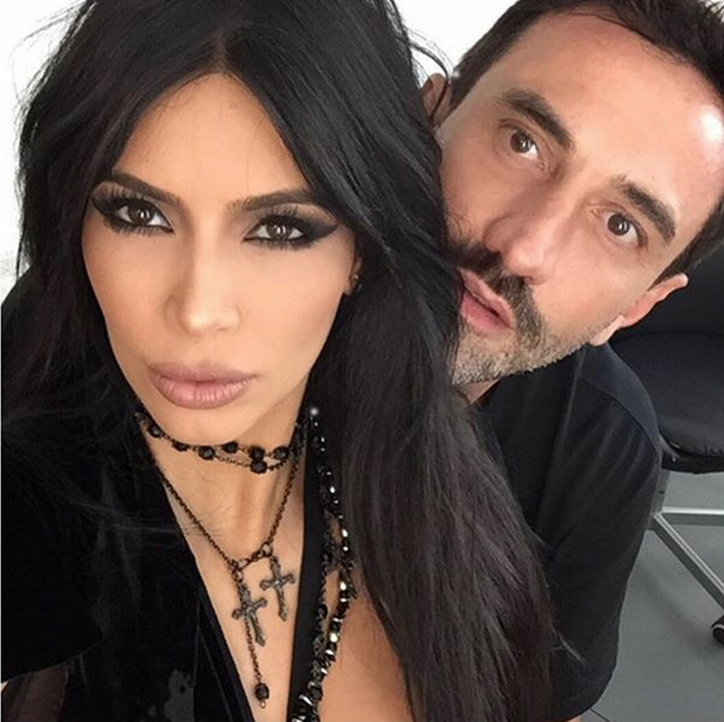 GODE VENNER: Kim Kardashian (34) og Givenchy designer Riccardo Tisci. Foto: Xposure GODE VENNER: Kim Kardashian (34) og Givenchy designer Riccardo Tisci. Foto: Xposure