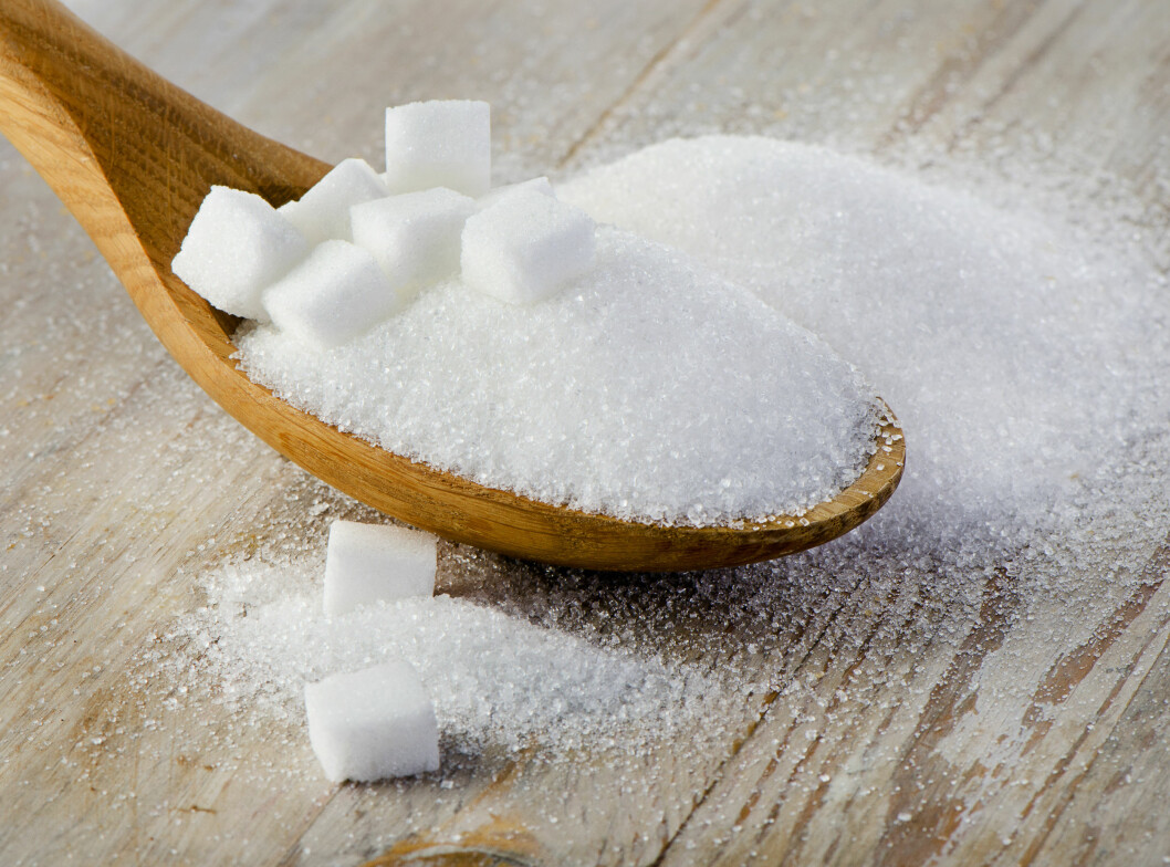 MYE SUKKER: Noen av isteene på markedet inneholder over 30 gram sukker per flaske. Foto: bit24 - Fotolia MYE SUKKER: Noen av isteene på markedet inneholder over 30 gram sukker per flaske. Foto: bit24 - Fotolia