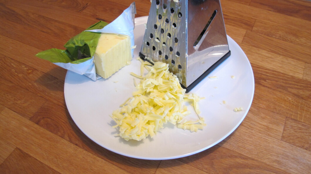 <strong>RIV SMØRET:</strong> Et godt tips er å rive smøret med et rivjern. <strong>RIV SMØRET:</strong> Et godt tips er å rive smøret med et rivjern.