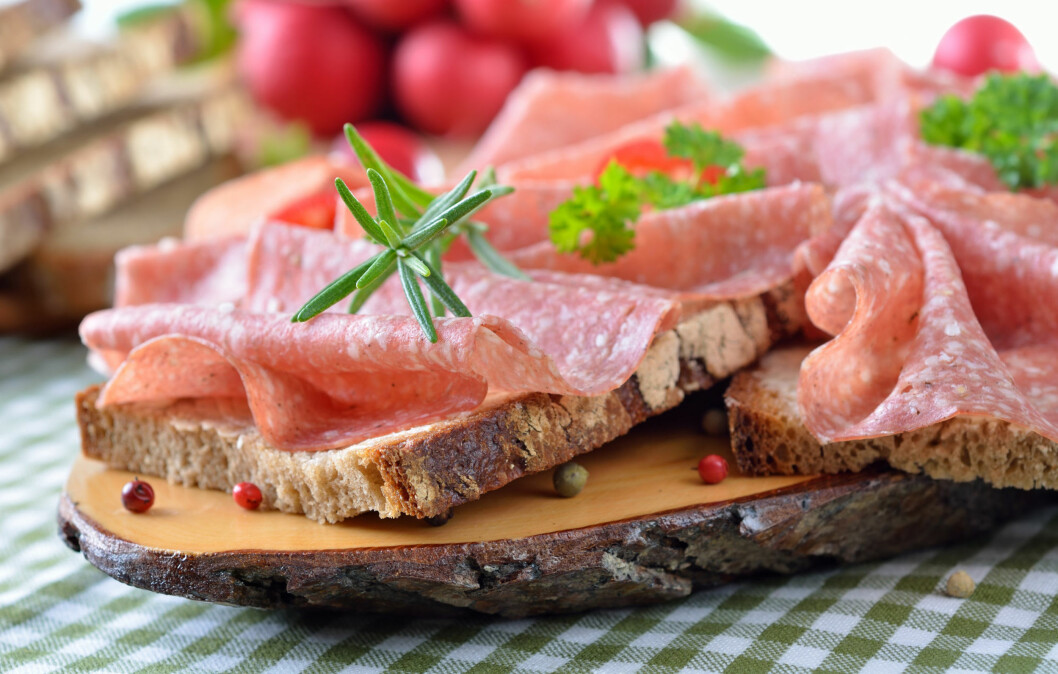 GODT VALG: Salami som reklamerer med mindre fett og mer kjøtt er faktisk et bedre valg. Foto: Fotolia GODT VALG: Salami som reklamerer med mindre fett og mer kjøtt er faktisk et bedre valg. Foto: Fotolia