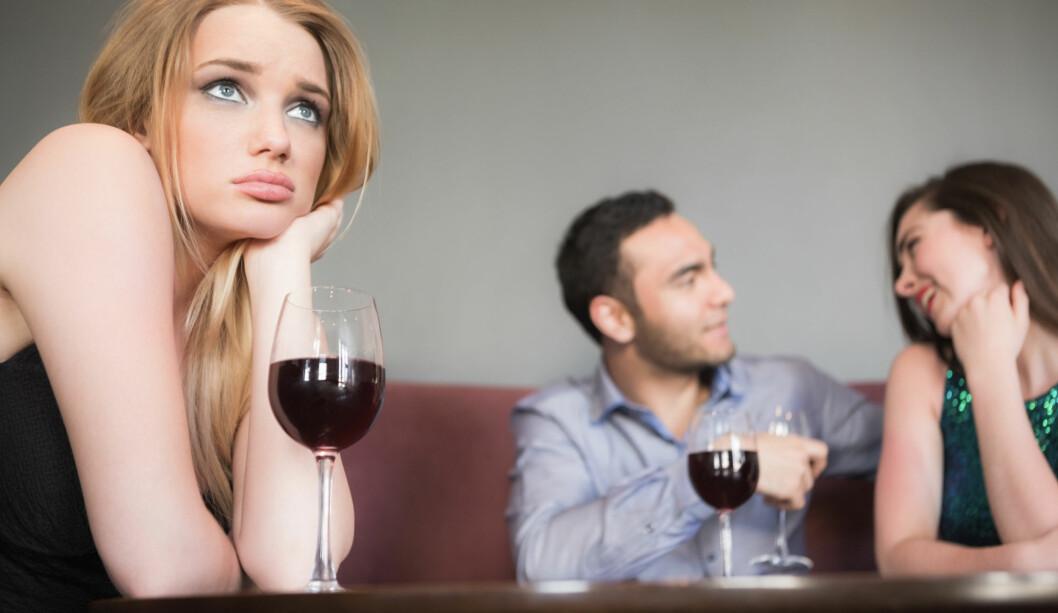 <strong>VIL BLI SJEKKET OPP:</strong> Mange kvinner venter på at mennene skal sjekke dem opp, men da kan det ende med at en annen tar ham. Foto: WavebreakmediaMicro - Fotolia <strong>VIL BLI SJEKKET OPP:</strong> Mange kvinner venter på at mennene skal sjekke dem opp, men da kan det ende med at en annen tar ham. Foto: WavebreakmediaMicro - Fotolia