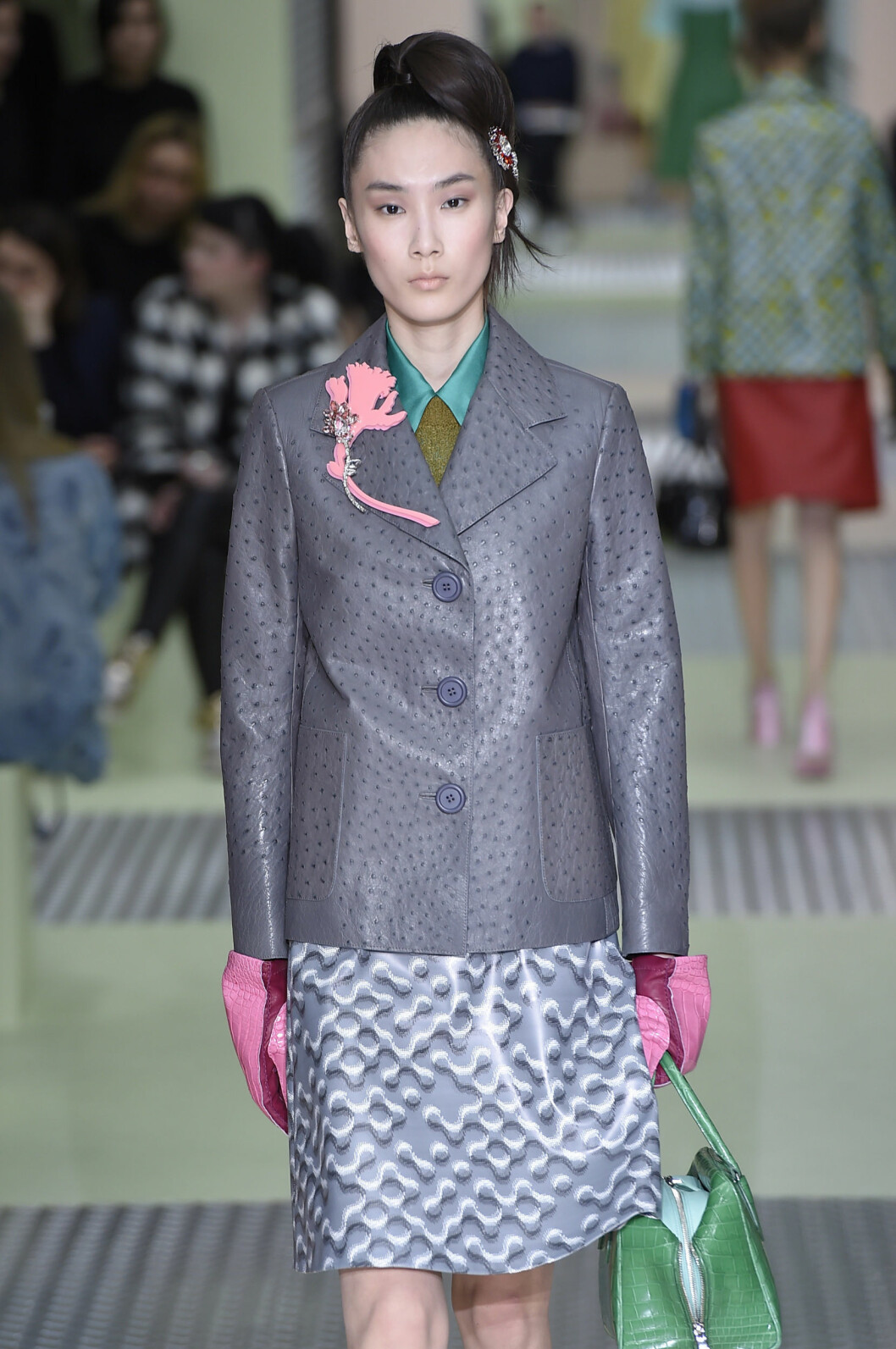 MØNSTERMIKS: Prada, høst/vinter 2015/2016. Foto: Retna/Photoshot/All Over Press MØNSTERMIKS: Prada, høst/vinter 2015/2016. Foto: Retna/Photoshot/All Over Press
