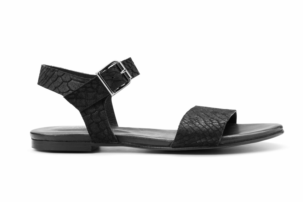Kr 1099, Camilla Pihl for Bianco. Kr 1099, Camilla Pihl for Bianco.