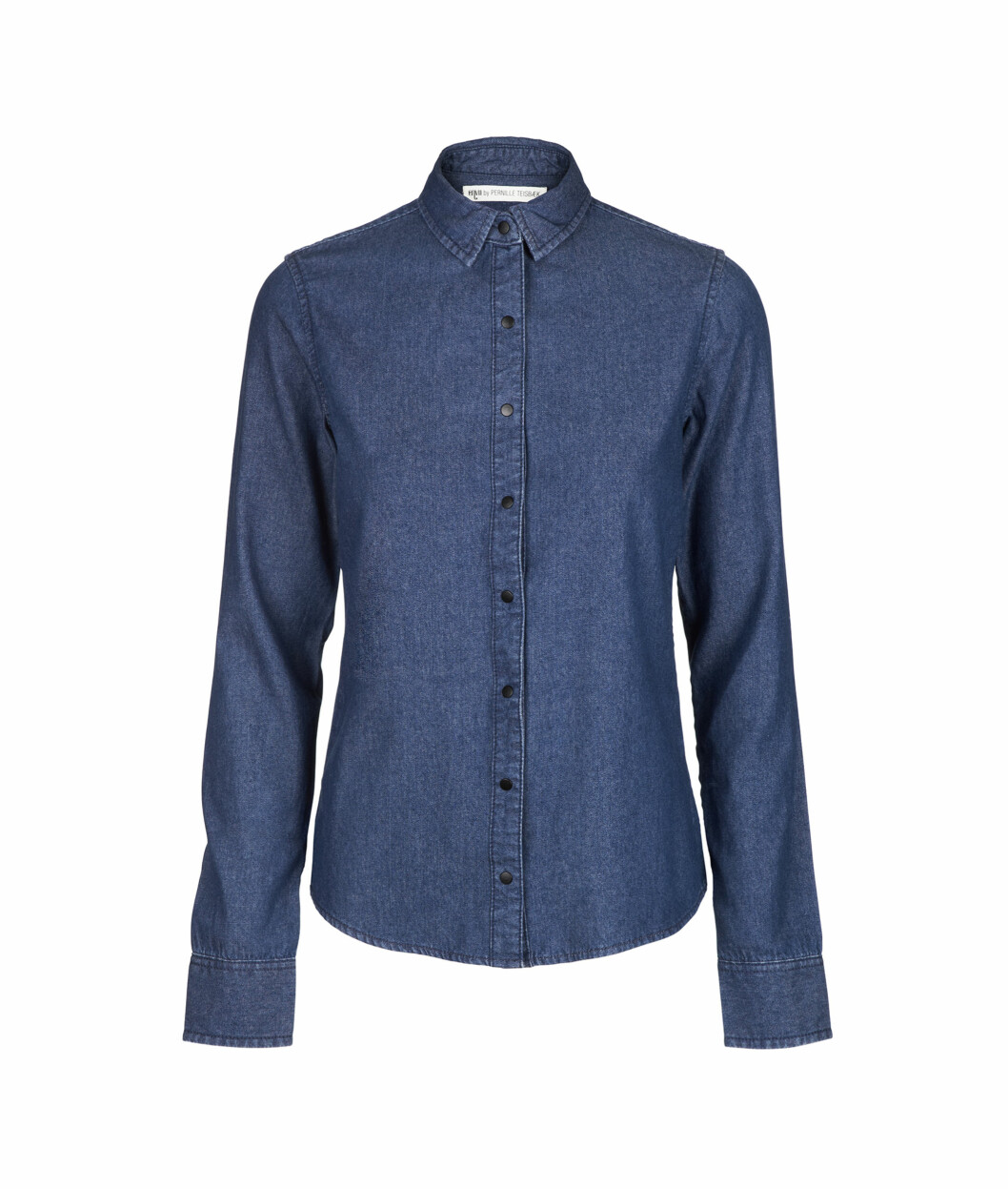 LIKE LEKKERT. Brukervennlig denim er ikke vanskelig å finne. Her en skjorte fra Envii by Pernille Teisbek (kr 500). LIKE LEKKERT. Brukervennlig denim er ikke vanskelig å finne. Her en skjorte fra Envii by Pernille Teisbek (kr 500).