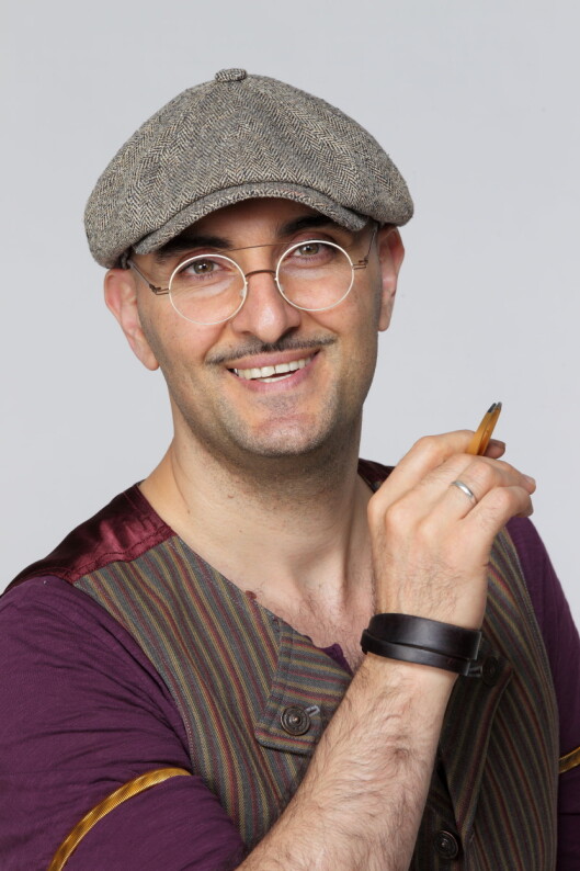 <strong>EKSPERTEN:</strong> Fred Hamelten er landets mest populære øyenbrynsstylist. Foto: Studio 2 Egmont <strong>EKSPERTEN:</strong> Fred Hamelten er landets mest populære øyenbrynsstylist. Foto: Studio 2 Egmont