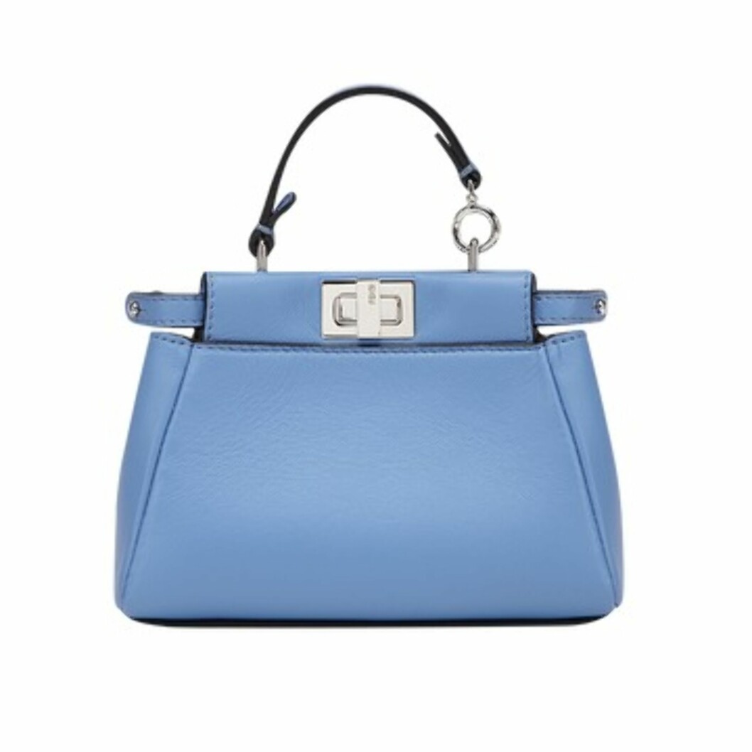 FENDI: Fendi Micro Peekaboo Bag. Foto: Vogue.com FENDI: Fendi Micro Peekaboo Bag. Foto: Vogue.com
