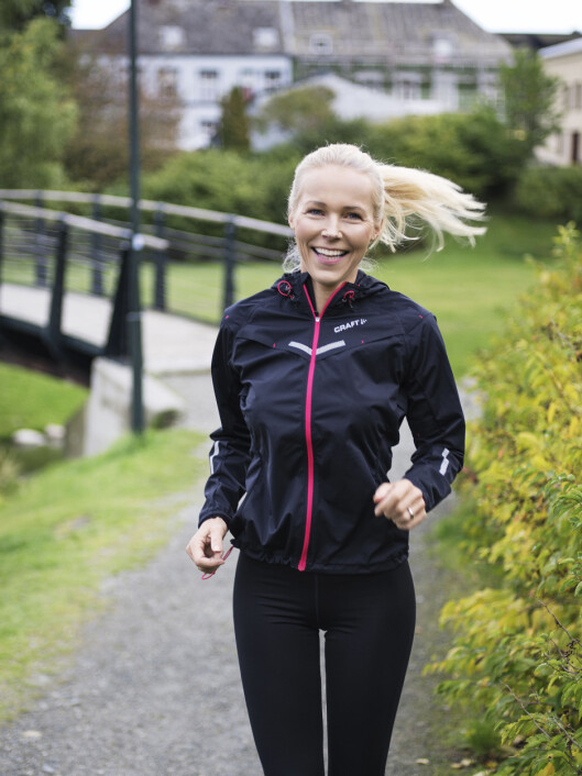 <strong>LEGE OG KOSTHOLDSEKSPERT:</strong> Berit Nordstrand. Foto: Studio Dreyer Hensley/Gyldendal <strong>LEGE OG KOSTHOLDSEKSPERT:</strong> Berit Nordstrand. Foto: Studio Dreyer Hensley/Gyldendal