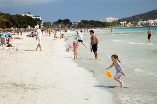 Badelykke for småbarnsfamiler i Alcudia-bukta på Mallorca. Badelykke for småbarnsfamiler i Alcudia-bukta på Mallorca.