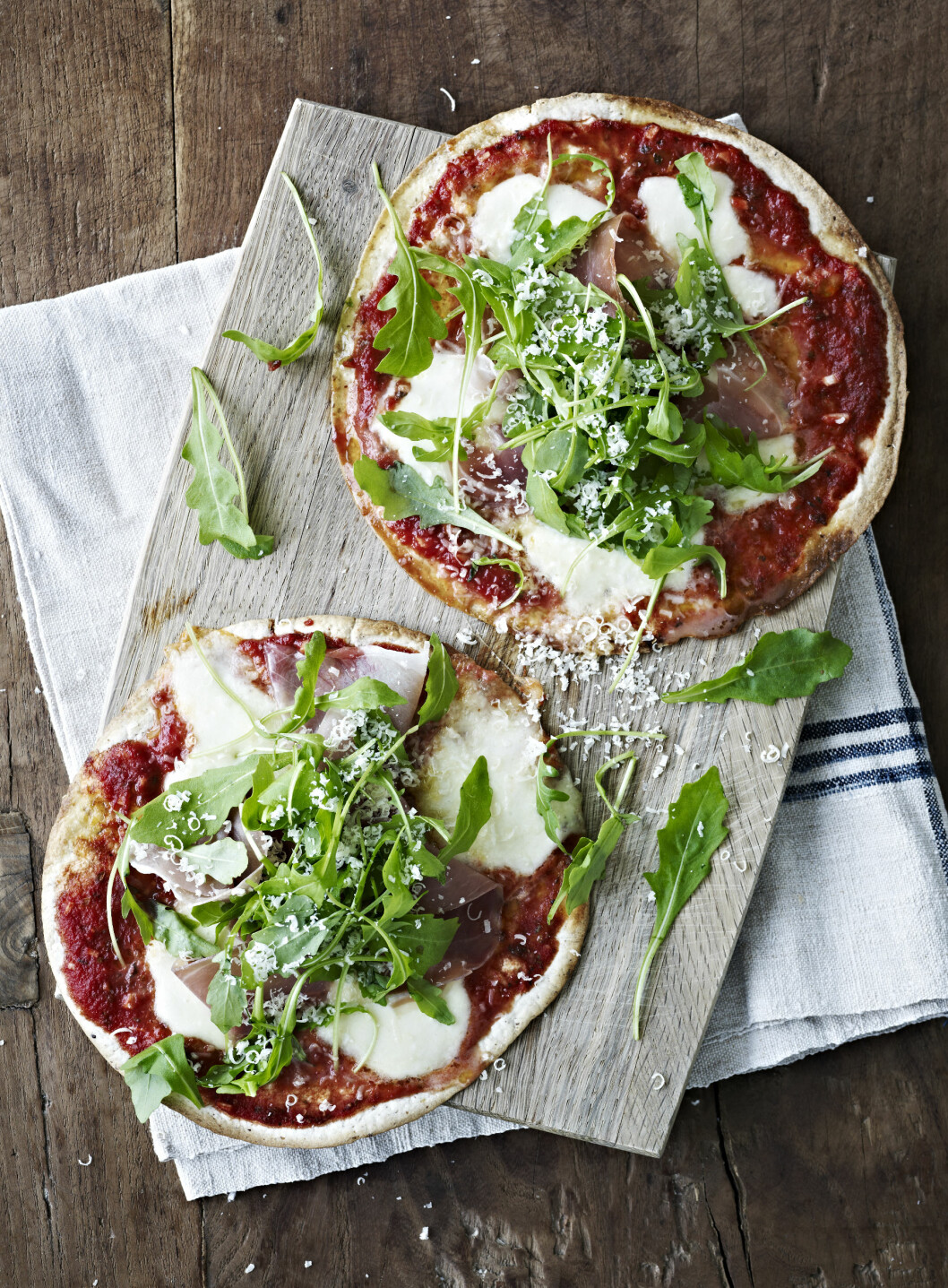 TIPS: Pizzaene er også gode som en rask hjemmelunsj. Foto: All Over Press TIPS: Pizzaene er også gode som en rask hjemmelunsj. Foto: All Over Press