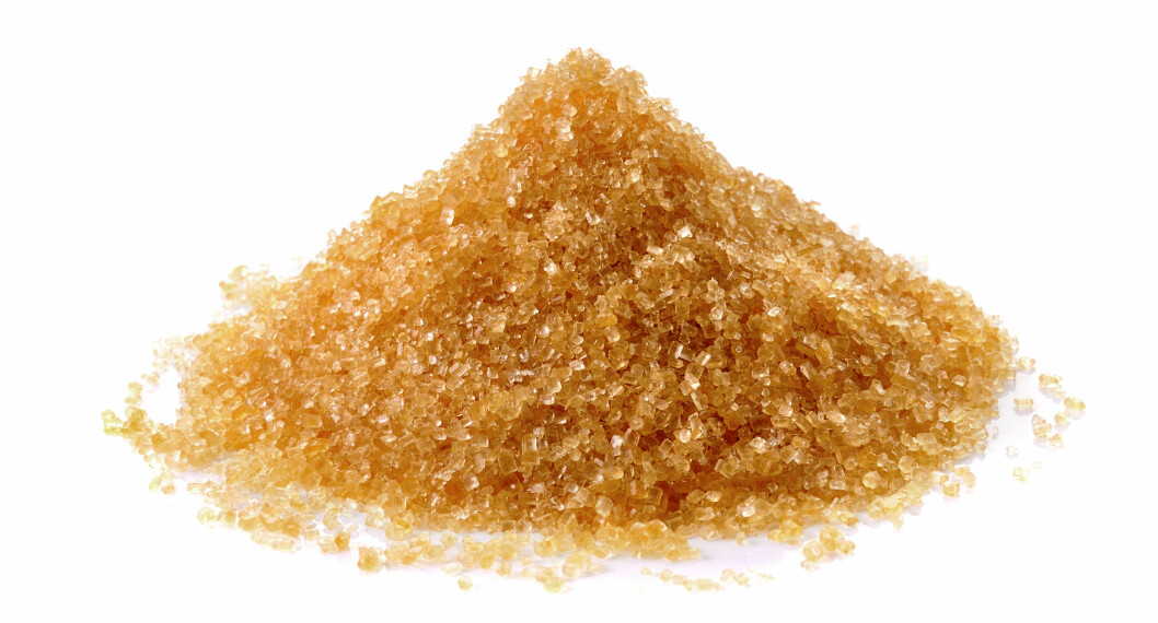 <strong>BRUN SUKKERSKRUBB:</strong> Blander du litt brunt sukker med olje, har du en maske som gir masse fukt til huden. Foto: sommai - Fotolia <strong>BRUN SUKKERSKRUBB:</strong> Blander du litt brunt sukker med olje, har du en maske som gir masse fukt til huden. Foto: sommai - Fotolia