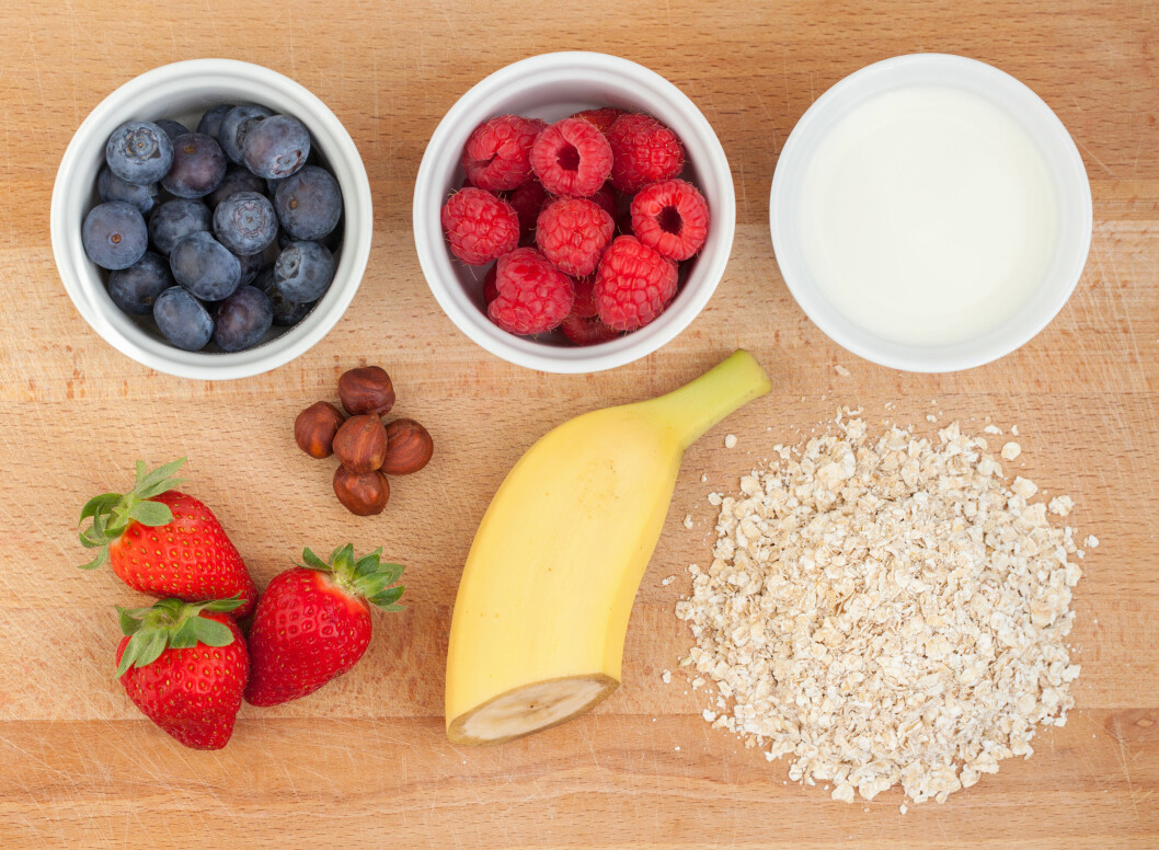 VANLIG FROKOST: Spis gjerne noe litt lett til middag dagen før løpet, og spis det du pleier til frokost. Selve konkurransedagen er ikke dagen for å prøve noe nytt. Det kan føre til magetrøbbel i løypa - noe som ikke er særlig hyggelig. Foto: Jessmine - Fotolia VANLIG FROKOST: Spis gjerne noe litt lett til middag dagen før løpet, og spis det du pleier til frokost. Selve konkurransedagen er ikke dagen for å prøve noe nytt. Det kan føre til magetrøbbel i løypa - noe som ikke er særlig hyggelig. Foto: Jessmine - Fotolia