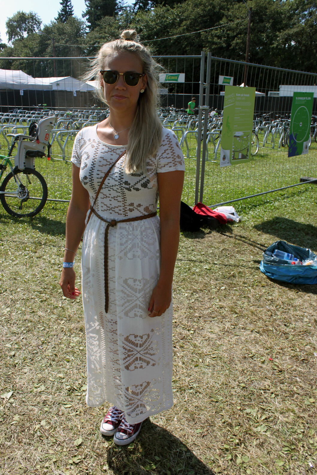 Silje har på seg superfin kjole fra Miss Selfridges. Foto: Cecilie Leganger Silje har på seg superfin kjole fra Miss Selfridges. Foto: Cecilie Leganger
