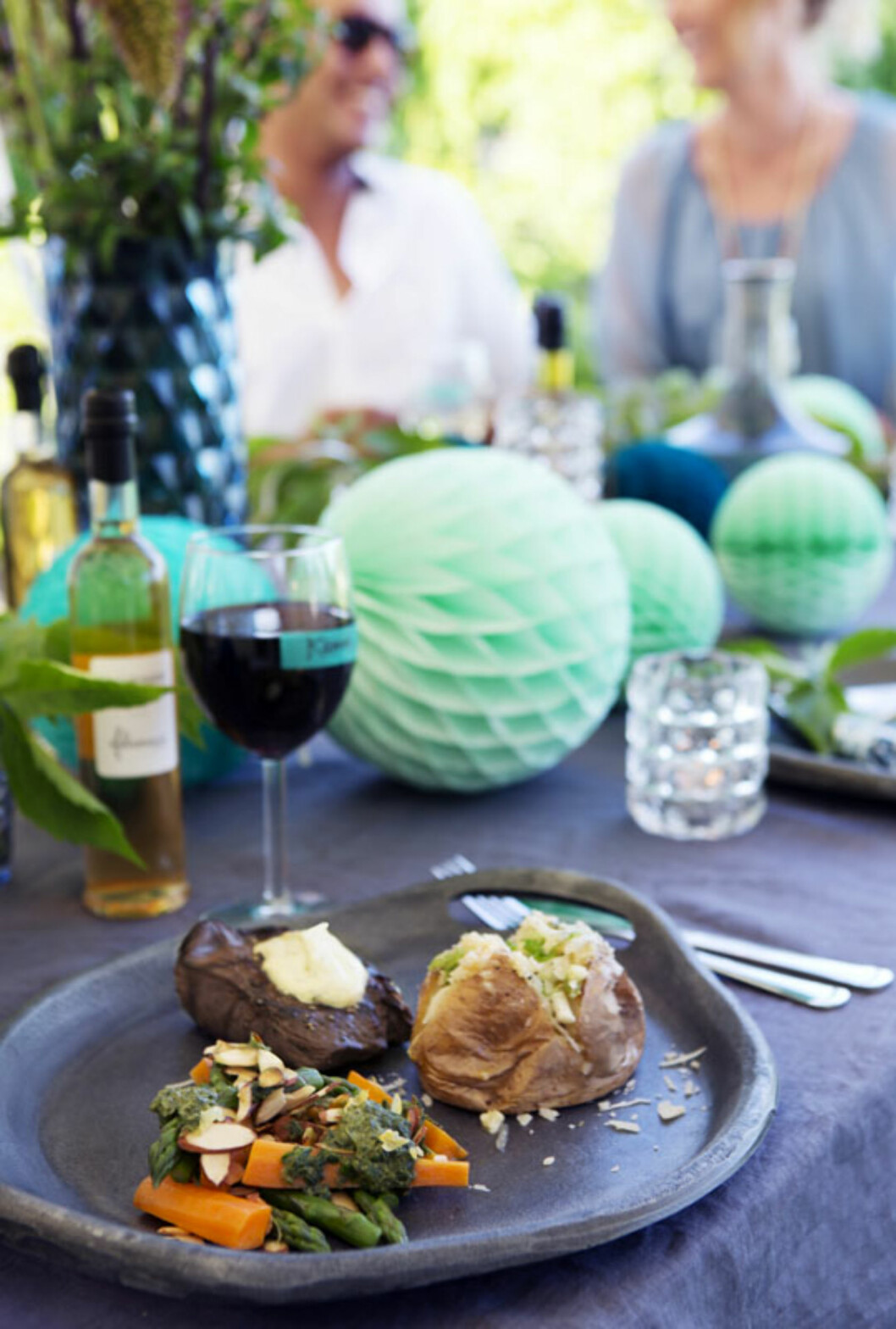 DEILIG GRILLMAT: Imponer gjestene med utsøkt grillmat! Tips til supergode marinader får du under. Foto: Yvonne Wilhelmsen DEILIG GRILLMAT: Imponer gjestene med utsøkt grillmat! Tips til supergode marinader får du under. Foto: Yvonne Wilhelmsen