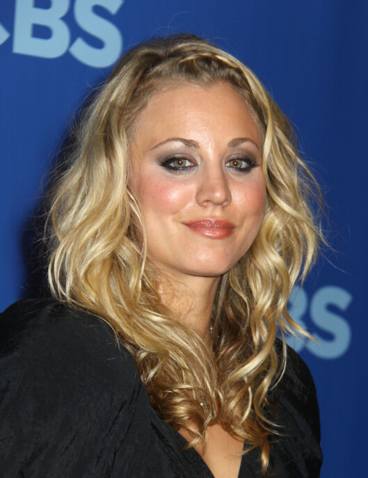 <strong>IKKE NAPP SLIK:</strong> Du bør for all del unngå «rumpetroll»-bryn, slik du ser på skuespiller Kaley Cuoco her. Formen kler absolutt ingen, sier ekspertene. Foto: All Over Press <strong>IKKE NAPP SLIK:</strong> Du bør for all del unngå «rumpetroll»-bryn, slik du ser på skuespiller Kaley Cuoco her. Formen kler absolutt ingen, sier ekspertene. Foto: All Over Press