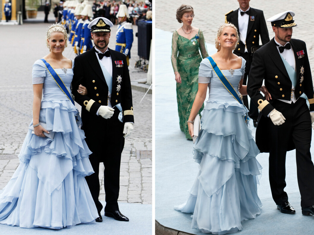 <strong>IKKE LIKE HELDIG:</strong> Denne pudderblå kjolen, som kronprinsessen bar i bryllupet til kronprinsesse Victoria, falt ikke i like god smak blant motekritikerne. Foto: All Over Press <strong>IKKE LIKE HELDIG:</strong> Denne pudderblå kjolen, som kronprinsessen bar i bryllupet til kronprinsesse Victoria, falt ikke i like god smak blant motekritikerne. Foto: All Over Press