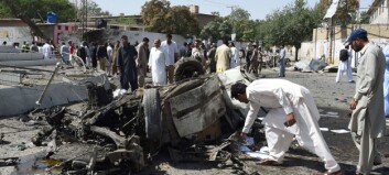Elleve drept i bombeangrep ved politistasjon i Pakistan Elleve drept i bombeangrep ved politistasjon i Pakistan