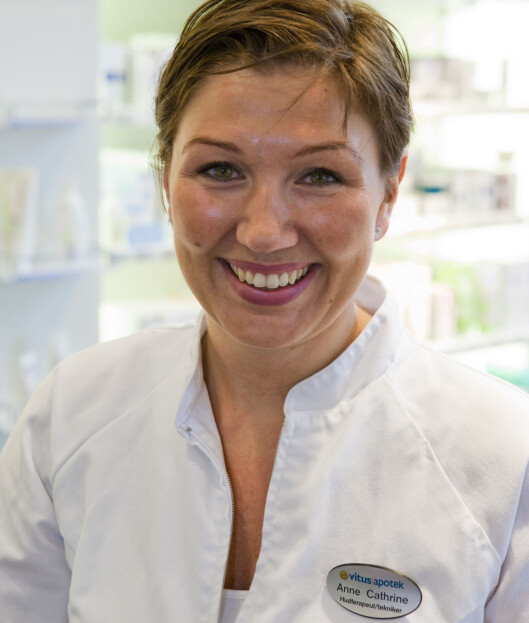 <strong>HUDPLEIER:</strong> Testen ble utført av hudterapeut Anne Cathrine Zappfe ved Vitusapotek, Majorstua. Foto: Per Ervland <strong>HUDPLEIER:</strong> Testen ble utført av hudterapeut Anne Cathrine Zappfe ved Vitusapotek, Majorstua. Foto: Per Ervland