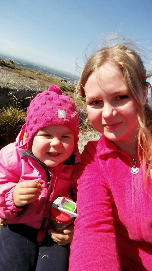 BLE GRAVID PÅ NYTT: Omtrent ett år senere ble Ida gravid igjen. Graviditeten vekket flere minner, på godt og vondt, og førte til mange bekymringer. Hun gikk ofte til kontroller, både før og etter Conradine ble født. Foto: Privat BLE GRAVID PÅ NYTT: Omtrent ett år senere ble Ida gravid igjen. Graviditeten vekket flere minner, på godt og vondt, og førte til mange bekymringer. Hun gikk ofte til kontroller, både før og etter Conradine ble født. Foto: Privat
