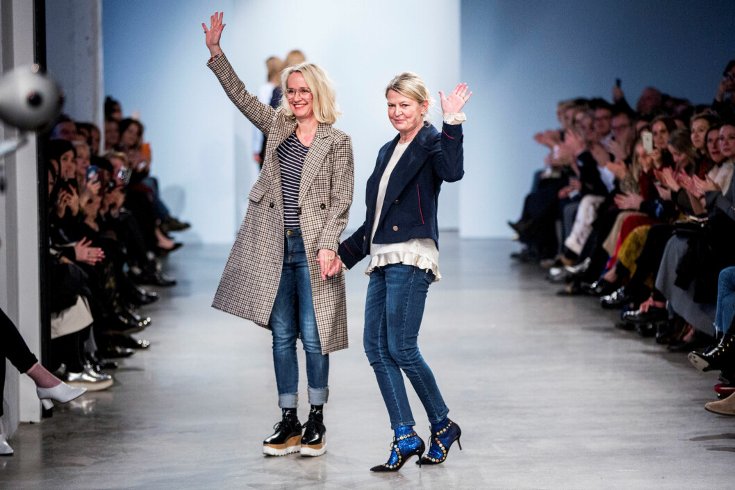 DESIGNERNE: Helle Hestehave (t.v.) og Rikke Baumgarten (t.h.). Foto: Reuters DESIGNERNE: Helle Hestehave (t.v.) og Rikke Baumgarten (t.h.). Foto: Reuters