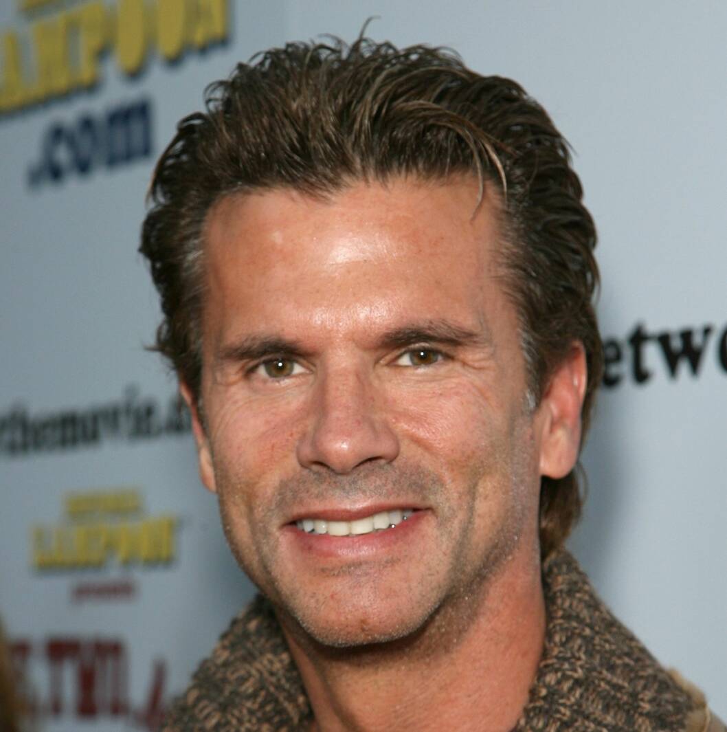 STØTTER McCAIN:Lorenzo Lamas Skuespiller. Lamas er kanskje mest kjent fra 80-tallssåpeserien Falcon Crest, hvor han spilte Lance Cumson. Han har også hatt en rolle i den eviglevende såpen Glamour (The Bold and The Beatiful). Foto: All Over Press STØTTER McCAIN:Lorenzo Lamas Skuespiller. Lamas er kanskje mest kjent fra 80-tallssåpeserien Falcon Crest, hvor han spilte Lance Cumson. Han har også hatt en rolle i den eviglevende såpen Glamour (The Bold and The Beatiful). Foto: All Over Press
