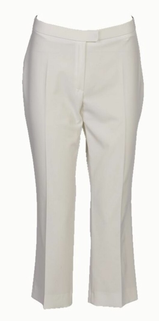 Feminin i blandingsmateriale (kr 700, Finn Karelia). Feminin i blandingsmateriale (kr 700, Finn Karelia).