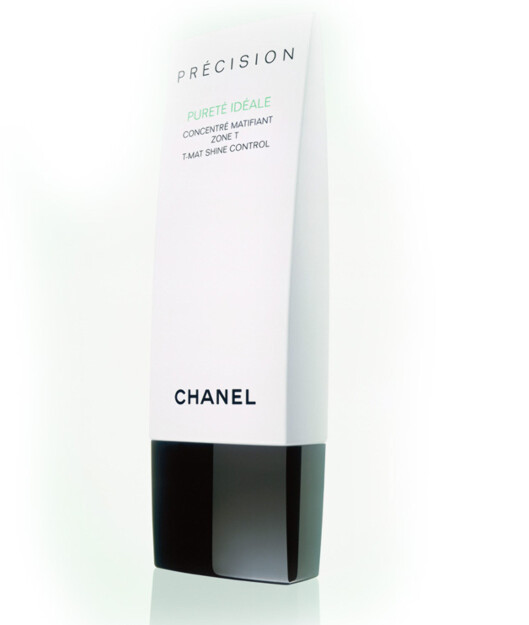 Chanels serie Pureté er spesielt utviklet for hud som har lett for å bli fet og blank. T-Mat Shine Control (kr 325/50 ml). Chanels serie Pureté er spesielt utviklet for hud som har lett for å bli fet og blank. T-Mat Shine Control (kr 325/50 ml).