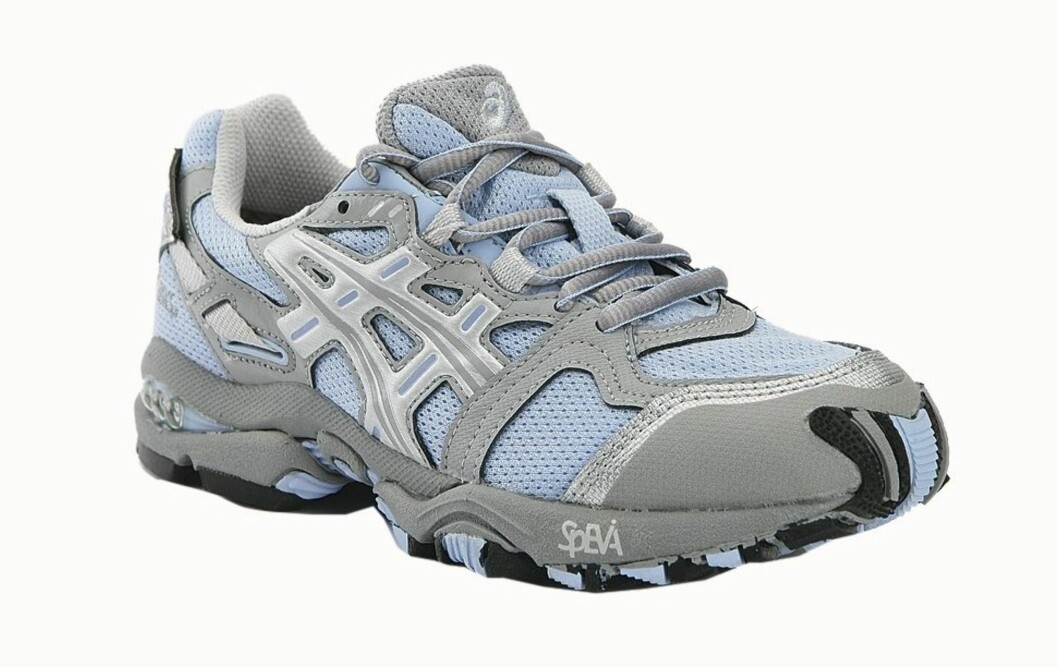 Joggesko i goretex-materiale for vått vær, men bart føre (kr 1400, Asics). Joggesko i goretex-materiale for vått vær, men bart føre (kr 1400, Asics).