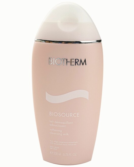 Biotherm Biosource Softening Cleansing Milk er mild mot tørr og fuktfattig hud (kr 210). Biotherm Biosource Softening Cleansing Milk er mild mot tørr og fuktfattig hud (kr 210).