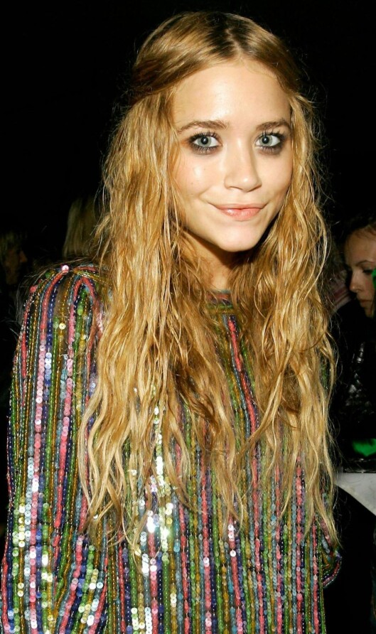 Tv-stjerne Mary-Kate Olsen har tatt den helt ut, og rufset det til. Tv-stjerne Mary-Kate Olsen har tatt den helt ut, og rufset det til.