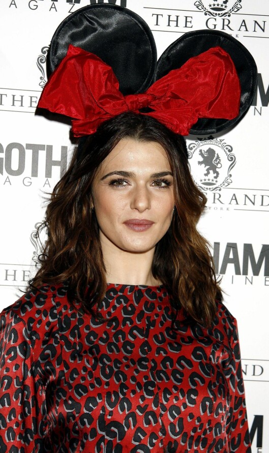 Skuespiller Rachel Weisz er flott med kraftige bryn. Skuespiller Rachel Weisz er flott med kraftige bryn.