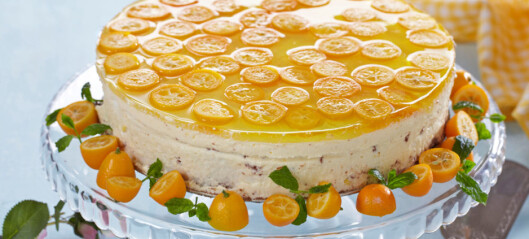 Kake med appelsinmousse Kake med appelsinmousse