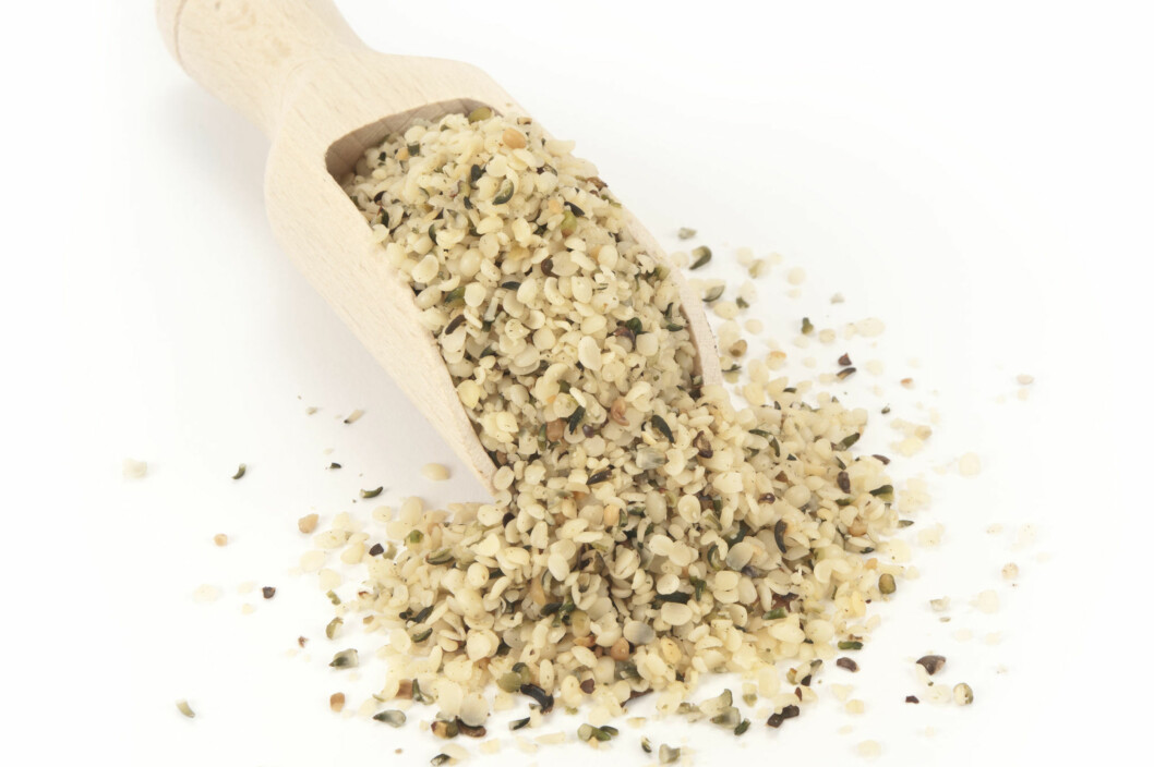 <strong>STORE FORDELER:</strong> En av de største fordelene med hampfrø er at de inneholder sunne fettsyrer – og da særlig omega-3 og omega-6, som er viktig for blant annet huden og hjernen din. Foto: Thinkstock.com <strong>STORE FORDELER:</strong> En av de største fordelene med hampfrø er at de inneholder sunne fettsyrer – og da særlig omega-3 og omega-6, som er viktig for blant annet huden og hjernen din. Foto: Thinkstock.com