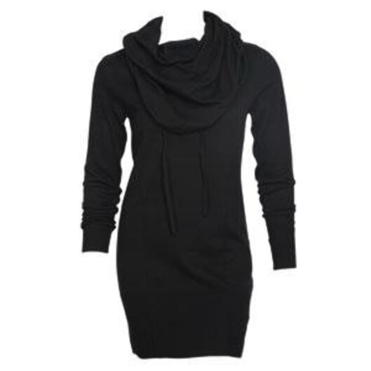 Denne lange genseren er laget i 80 prosent organisk bomull og 20 prosent resirkulert polyester (kr 699, Jackpot). Denne lange genseren er laget i 80 prosent organisk bomull og 20 prosent resirkulert polyester (kr 699, Jackpot).