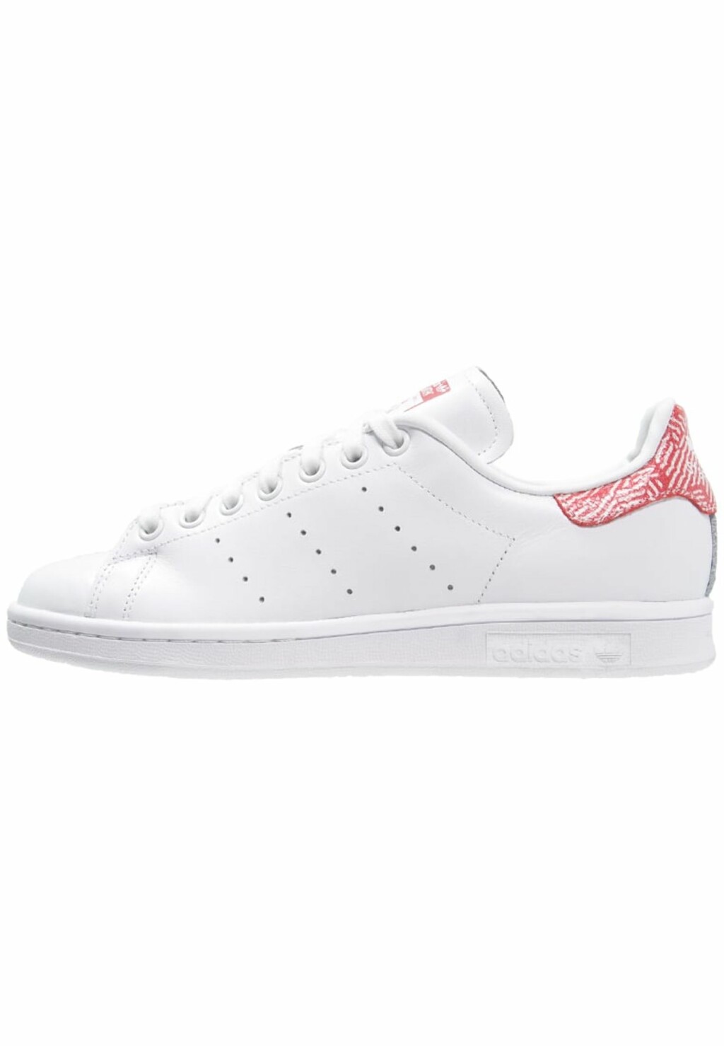 Stan Smith-sneakers fra Adidas med mønster bak via Zalando.no | kr 899