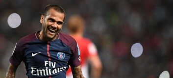 Dani Alves frir til Neymar: - Vær modig og kom til PSG Dani Alves frir til Neymar: - Vær modig og kom til PSG