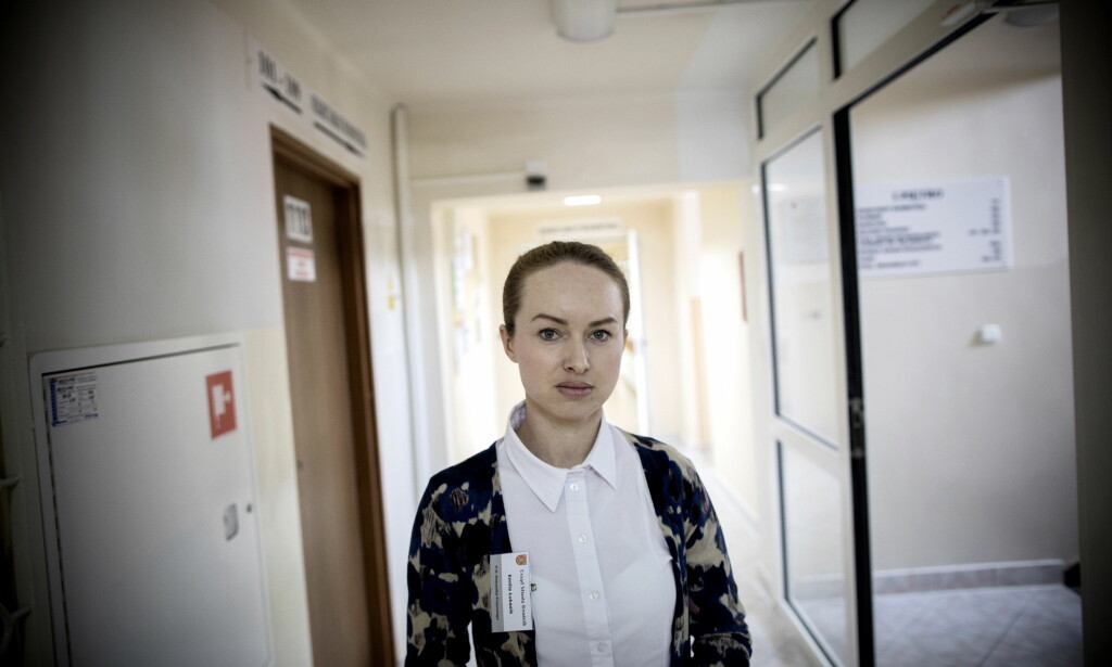 ÆRLIGE: - Jeg håper dere forstår at vi er ærlige. Det var bare ordføreren som var korrupt, sier Emilia Lukasik, talsperson for Krasnik kommune. Foto: Tomm W. Christiansen/Dagbladet ÆRLIGE: - Jeg håper dere forstår at vi er ærlige. Det var bare ordføreren som var korrupt, sier Emilia Lukasik, talsperson for Krasnik kommune. Foto: Tomm W. Christiansen/Dagbladet