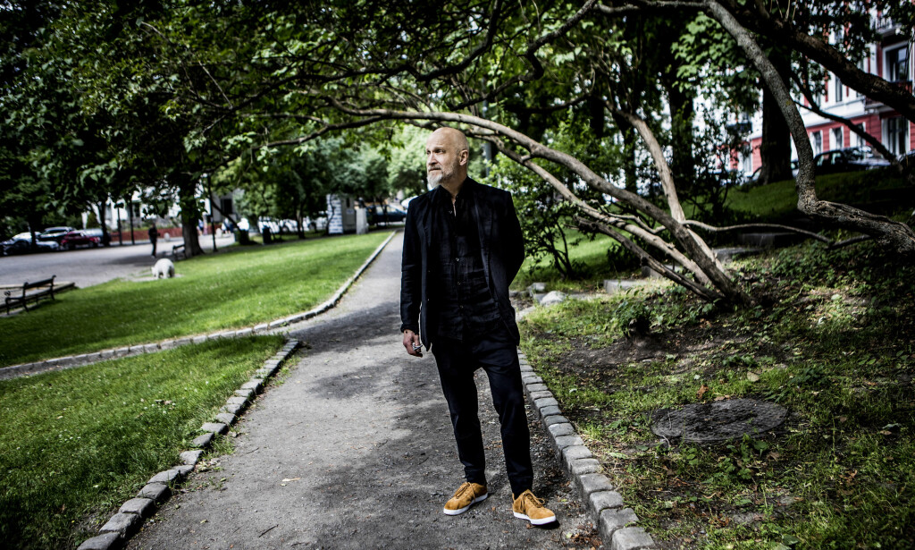 LITTERÆRT LANDSKAP: Lars Saabye Christensen på Vestkanttorget i Oslo, et av stedene som dukker opp i den nye romanen, og som han stadig vender tilbake til i bøkene sine. Foto: Christian Roth Christensen LITTERÆRT LANDSKAP: Lars Saabye Christensen på Vestkanttorget i Oslo, et av stedene som dukker opp i den nye romanen, og som han stadig vender tilbake til i bøkene sine. Foto: Christian Roth Christensen