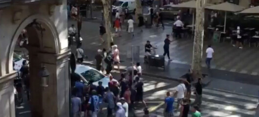 Terroren i Barcelona: - Vi så folk som lå på bakken. Det var masse blod Terroren i Barcelona: - Vi så folk som lå på bakken. Det var masse blod