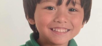 Julian (7) ble etterlyst av besteforeldrene etter Barcelona-angrepet. Men han var aldri savnet Julian (7) ble etterlyst av besteforeldrene etter Barcelona-angrepet. Men han var aldri savnet