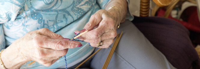 Nesten 75 prosent av eldre på sykehjem bruker legemidler mot psykiske plager. Det må vi snakke om Nesten 75 prosent av eldre på sykehjem bruker legemidler mot psykiske plager. Det må vi snakke om