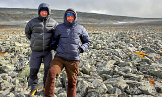 FUNNSTEDET: Einar Åmbakk (til høyre) og turkamerat Geir Inge Follestad der de fant sverdet. Foto: Espen Finstad, Secrets of the Ice/Oppland Fylkeskommune FUNNSTEDET: Einar Åmbakk (til høyre) og turkamerat Geir Inge Follestad der de fant sverdet. Foto: Espen Finstad, Secrets of the Ice/Oppland Fylkeskommune