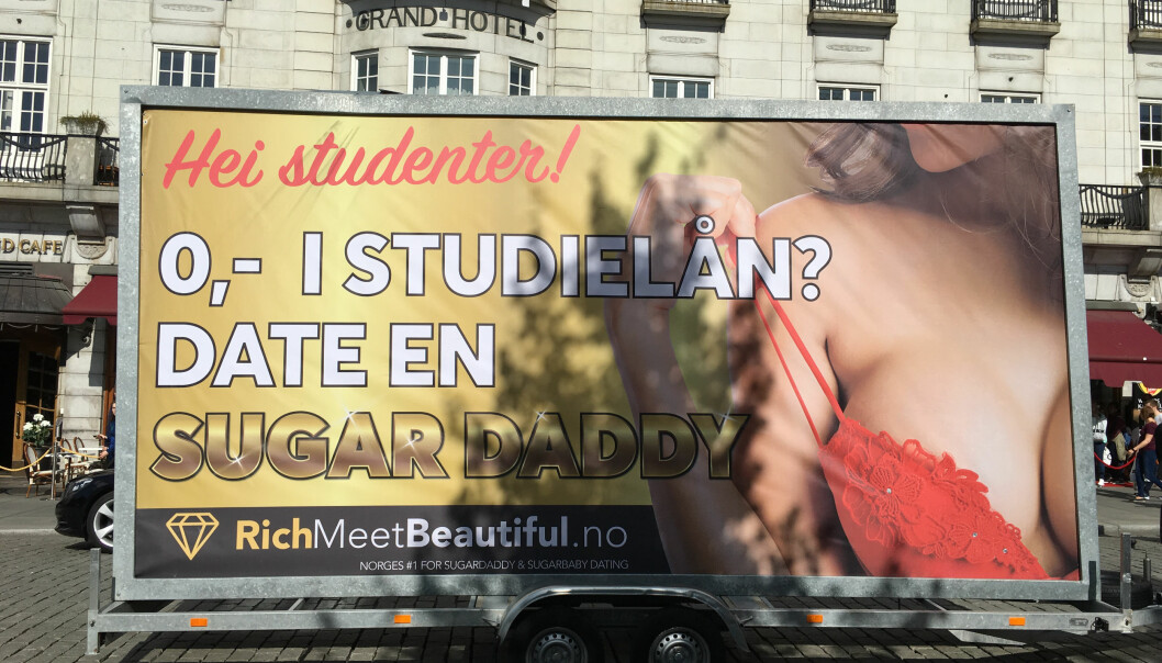 SUGERDADDY: Slik ser reklamen som har prydet Karl Johans gate i Oslo ut. SUGERDADDY: Slik ser reklamen som har prydet Karl Johans gate i Oslo ut.