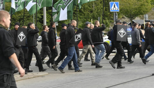 Hundretall nazister marsjerte i Göteborg - uten tillatelse Hundretall nazister marsjerte i Göteborg - uten tillatelse