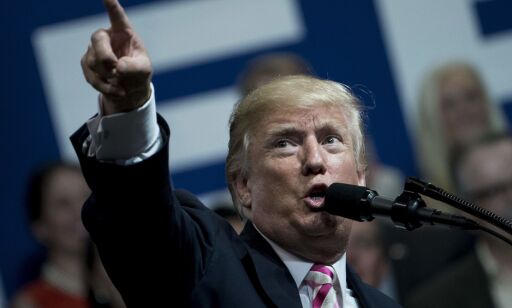 image: Trump på krigsstien på Twitter. Fyrer løs mot John McCain, Iran, basketstjerne og NFL