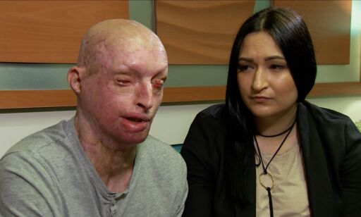 image: Seks personer ble skadd i nok et syreangrep i London. Nesten alle angrepene skjer i samme bydel. Ingen skjønner hvorfor