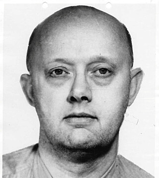 «CHROMEDOME»: Faren til Las Vegas-skytteren Stephen PAddock (64), var en kjent amerikansk bankraner ved navn Benjamin Hoskins Paddock. Her er bildet FBI brukte av ham da de plasserte ham på lista over USAs 10 mest etterlyste menn i 1971. Foto: FBI «CHROMEDOME»: Faren til Las Vegas-skytteren Stephen PAddock (64), var en kjent amerikansk bankraner ved navn Benjamin Hoskins Paddock. Her er bildet FBI brukte av ham da de plasserte ham på lista over USAs 10 mest etterlyste menn i 1971. Foto: FBI