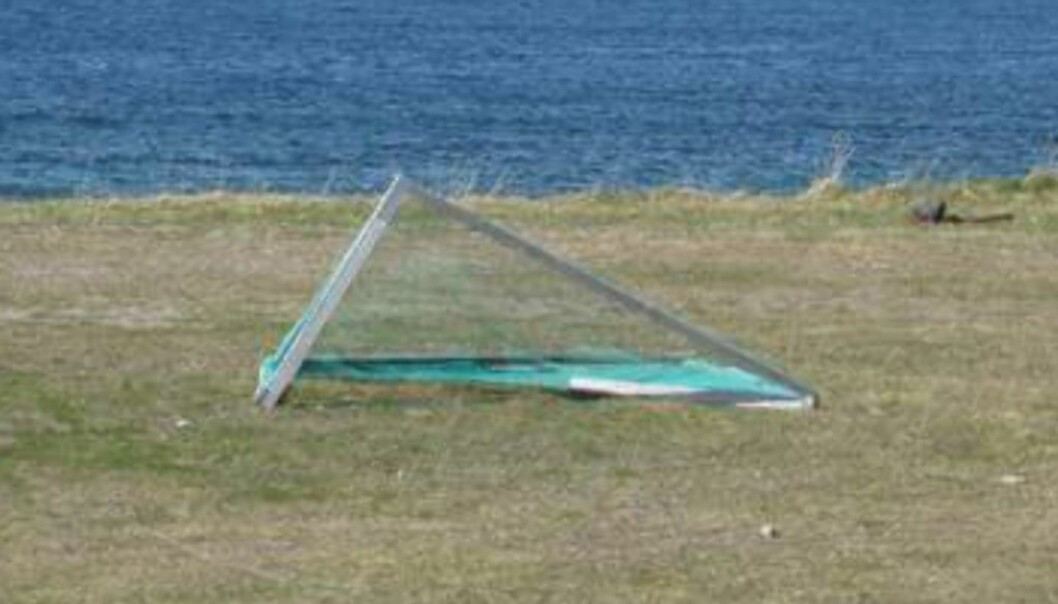 <strong>TREKKFULLT:</strong> Det var vel moder natur, og ikke dommeren, som bokstavelig talt blåste av fotballkampen på Nordmela stadion. <strong>TREKKFULLT:</strong> Det var vel moder natur, og ikke dommeren, som bokstavelig talt blåste av fotballkampen på Nordmela stadion.